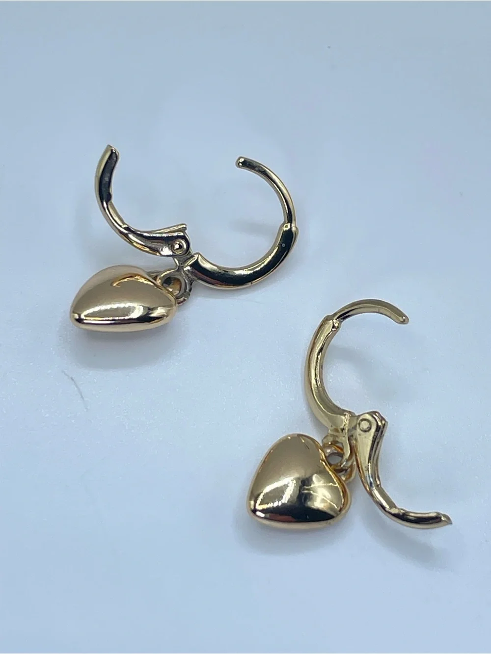 Gold Tone Puffy Heart Hoop Earrings Romantic Y2K Dangle Charm